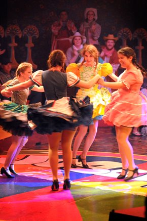 Joseph and the Amazing Technicolor Dreamcoat