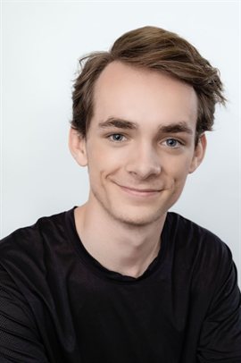 Lucas Steele